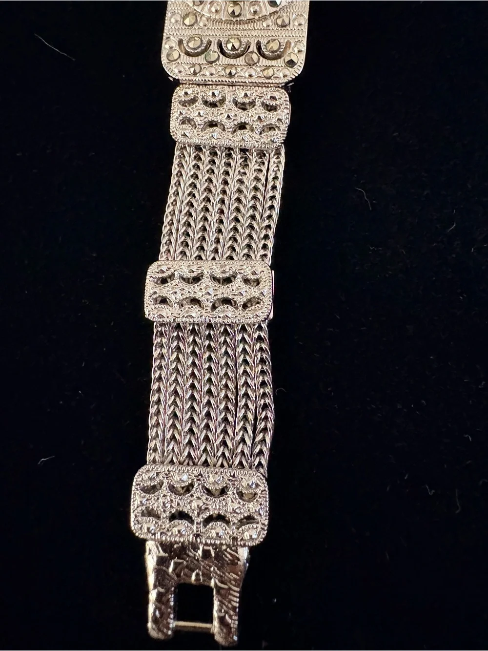 N/A elegant silver